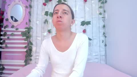 Snapshot of miiaa_doll chatting on 12, 2, 2025 MIIA online show from 12, 2, 2025