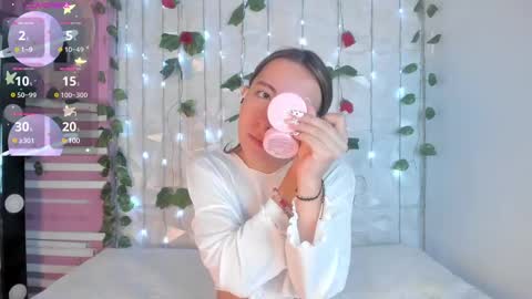 Snapshot of miiaa_doll chatting on 8, 3, 2025 MIIA online show from 8, 3, 2025