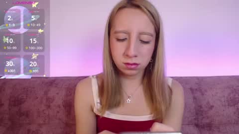 Snapshot of miiaa_doll chatting on 14, 10, 2025 MIIA online show from 14, 10, 2025