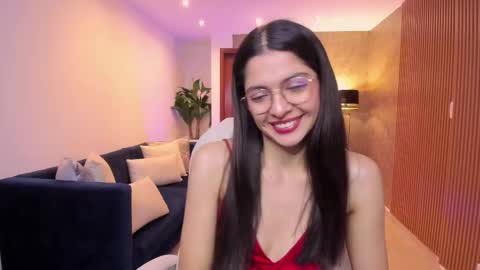 Mia online show from 3, 11, 2025