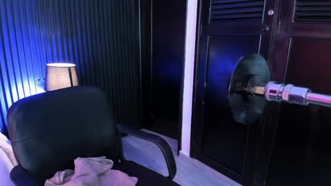 Mia Monroe online show from 14, 4, 2026