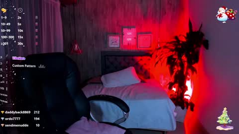 Snapshot of miichael_black chatting on 22, 12, 2024 Michael Black online show from 22, 12, 2024