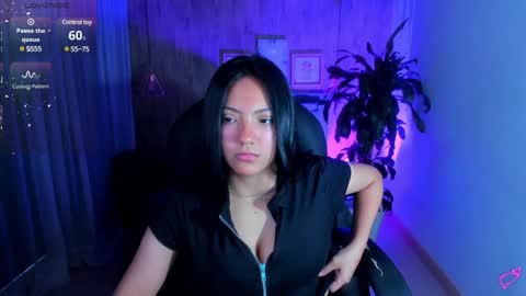 Snapshot of miichael_black chatting on 19, 1, 2025 Michael Black online show from 19, 1, 2025