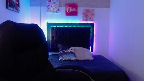 Snapshot of miichael_black chatting on 2, 2, 2025 Michael Black online show from 2, 2, 2025