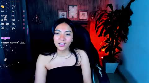 Snapshot of miichael_black chatting on 12, 10, 2025 Michael Black online show from 12, 10, 2025