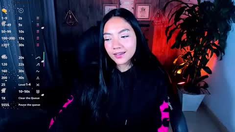 Snapshot of miichael_black chatting on 30, 10, 2025 Michael Black online show from 30, 10, 2025