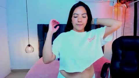 Snapshot of miichael_black chatting on 16, 11, 2025 Michael Black online show from 16, 11, 2025