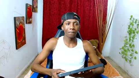 Snapshot of miilo18 chatting on 1, 7, 2026 milo online show from 1, 7, 2026