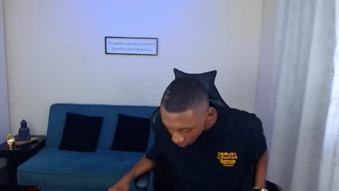 Snapshot of miiloo18 chatting on 23, 10, 2025 Jordan online show from 23, 10, 2025