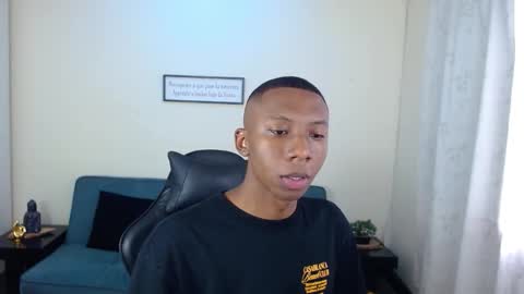 Snapshot of miiloo18 chatting on 17, 11, 2025 Jordan online show from 17, 11, 2025