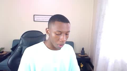 Snapshot of miiloo18 chatting on 13, 12, 2025 Jordan online show from 13, 12, 2025