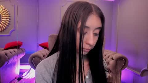 Snapshot of miilu__1 chatting on 19, 12, 2024 miilu online show from 19, 12, 2024