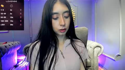 Snapshot of miilu__1 chatting on 10, 1, 2025 miilu online show from 10, 1, 2025