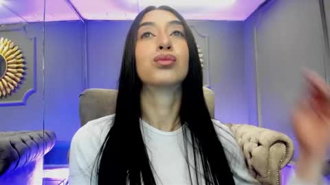 Snapshot of miilu__1 chatting on 31, 1, 2025 miilu online show from 31, 1, 2025