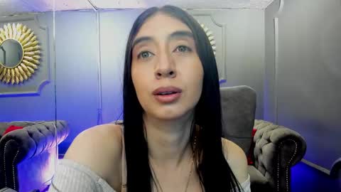 Snapshot of miilu__1 chatting on 8, 2, 2025 miilu online show from 8, 2, 2025