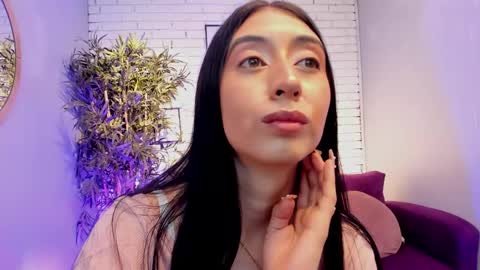 Snapshot of miilu__1 chatting on 6, 3, 2025 miilu online show from 6, 3, 2025