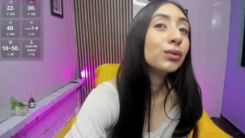 Snapshot of miilu__1 chatting on 13, 9, 2025 miilu online show from 13, 9, 2025