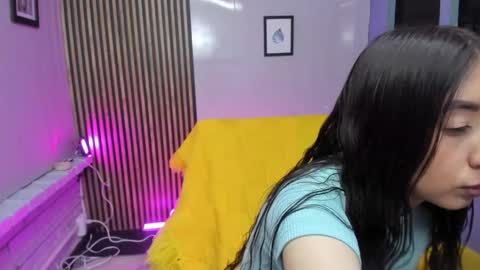 Snapshot of miilu__1 chatting on 1, 10, 2025 miilu online show from 1, 10, 2025