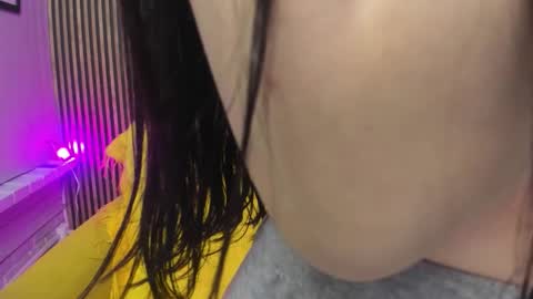 Snapshot of miilu__1 chatting on 21, 11, 2025 miilu online show from 21, 11, 2025