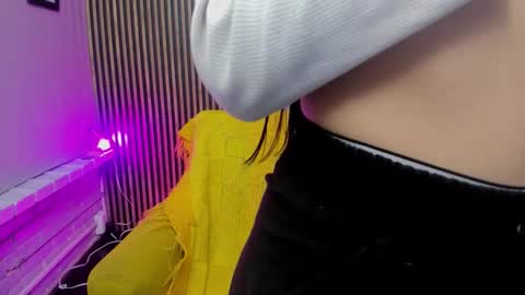 Snapshot of miilu__1 chatting on 28, 11, 2025 miilu online show from 28, 11, 2025