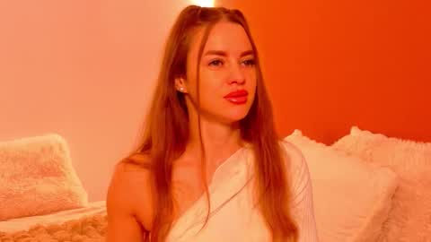 Snapshot of miirra_ chatting on 2, 12, 2025 Amira online show from 2, 12, 2025