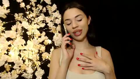 Snapshot of mika_gold7 chatting on 11, 12, 2024 Mika online show from 11, 12, 2024