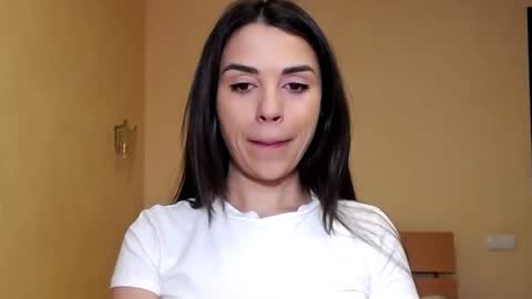 Snapshot of mika_gold7 chatting on 17, 2, 2025 Mika online show from 17, 2, 2025