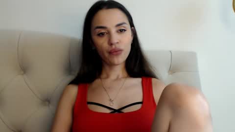 Snapshot of mika_gold7 chatting on 31, 10, 2025 Mika online show from 31, 10, 2025