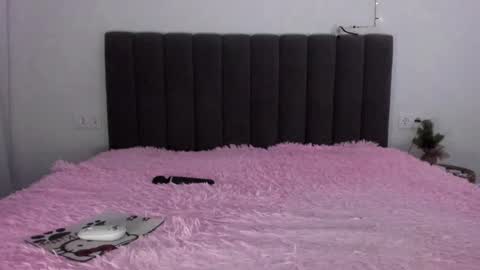 Snapshot of mika_ray chatting on 30, 12, 2024 Mika online show from 30, 12, 2024