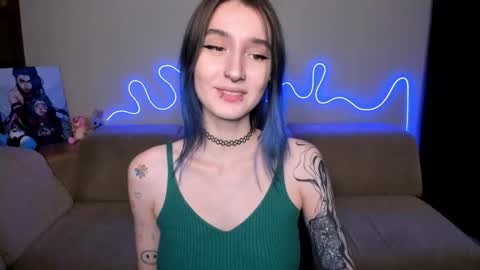 Snapshot of mika_reid chatting on 30, 11, 2025 Mika online show from 30, 11, 2025