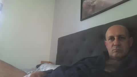Snapshot of mikael_r52 chatting on 1, 6, 2026 mikael_r52 online show from 1, 6, 2026