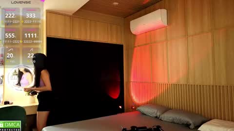 Miko now i live in Vietnam online show from 25, 10, 2025