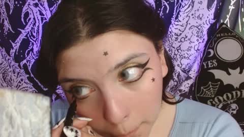 Snapshot of mikaskullcs chatting on 27, 9, 2025 Mika online show from 27, 9, 2025