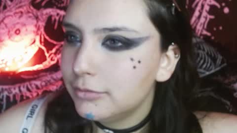 Snapshot of mikaskullcs chatting on 20, 10, 2025 Mika online show from 20, 10, 2025