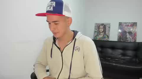 mike3xxx online show from 8, 9, 2025