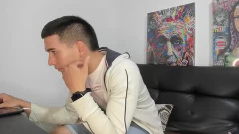 mike3xxx online show from 5, 10, 2025