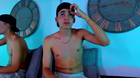 Mike 0233 online show from 12, 12, 2024