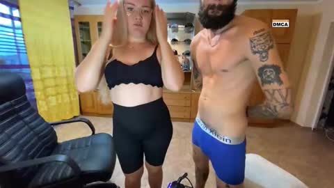 Mike and anna online show from 18, 9, 2025