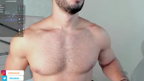 Snapshot of mike_belle chatting on 2, 1, 2025 Mike Belle online show from 2, 1, 2025