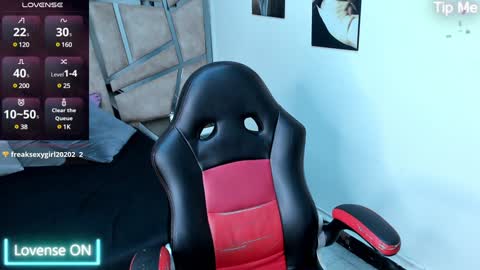 Snapshot of mike_belle chatting on 23, 1, 2025 Mike Belle online show from 23, 1, 2025