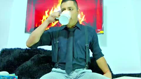 Snapshot of mike_fetiche chatting on 15, 11, 2025 mike_fetiche online show from 15, 11, 2025