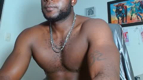 Snapshot of mike_kingcum chatting on 8, 1, 2025 mike online show from 8, 1, 2025