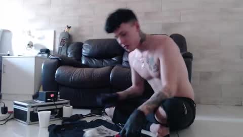 Hot Buns online show from 11, 9, 2025