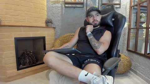 Mike Blare online show from 30, 1, 2025