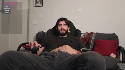 Snapshot of mikehawk1589 chatting on 21, 11, 2025 mikehawk1589 online show from 21, 11, 2025