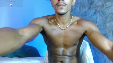 Snapshot of mikejaybr chatting on 13, 10, 2025 Mike Jay online show from 13, 10, 2025