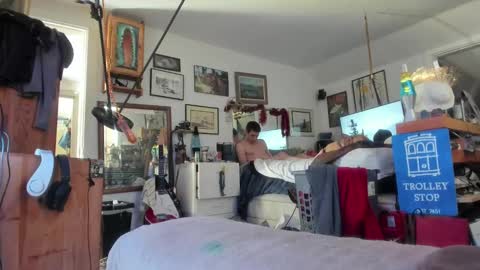 Snapshot of mikejcox chatting on 10, 2, 2025 MikeJcox online show from 10, 2, 2025