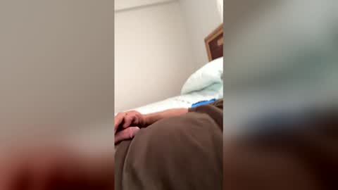 mikeloanu online show from 17, 4, 2026