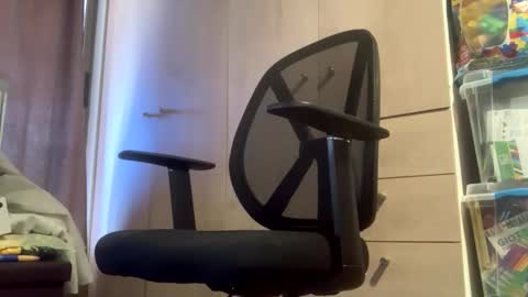 miker1239 online show from 5, 10, 2025