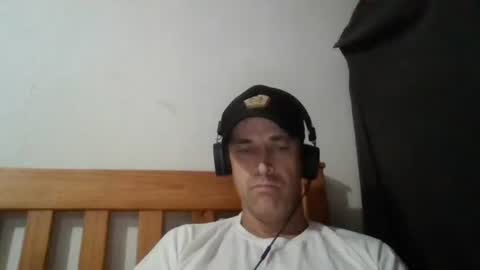Snapshot of mikeundies chatting on 21, 5, 2026 mikeundies online show from 21, 5, 2026